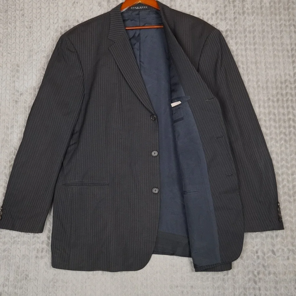 Hugo Boss Blazer Mens 50R Gray Pinstripe 3 Button Wool Suit Jacket Made In USA
